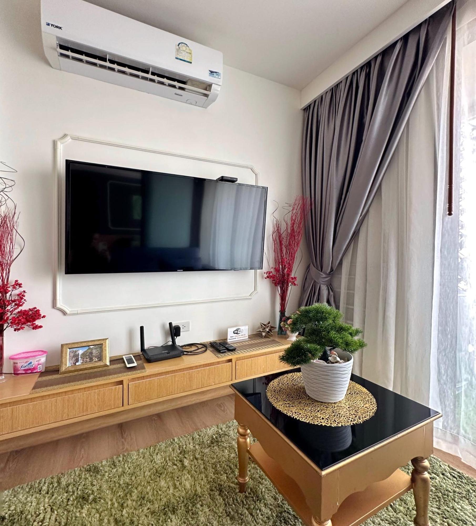 Appartamento The Aristo-2-803 Phuket Esterno foto